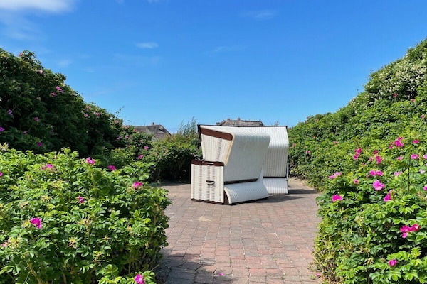 Stijlvol vakantiehuis met uitzicht op de Waddenzee in Rantum Sylt - thumbnail 3
