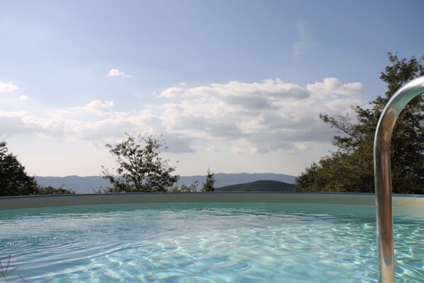 Authentiek 16e-eeuws stenen vakantiehuis in Castellina Marittima - thumbnail 2