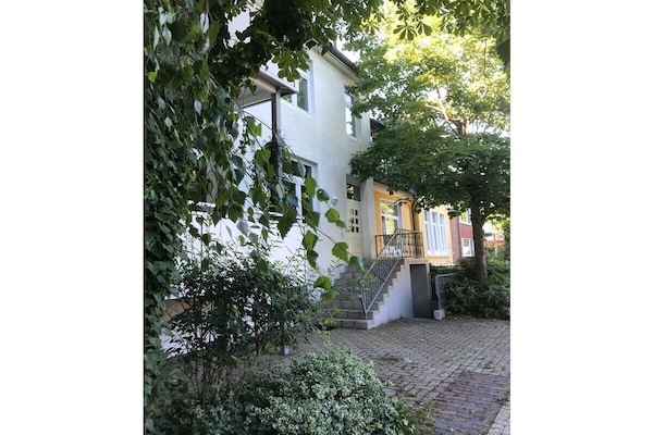 Luxe penthouse Captain's Loft in Wilhelmshaven voor 2 personen - thumbnail 4