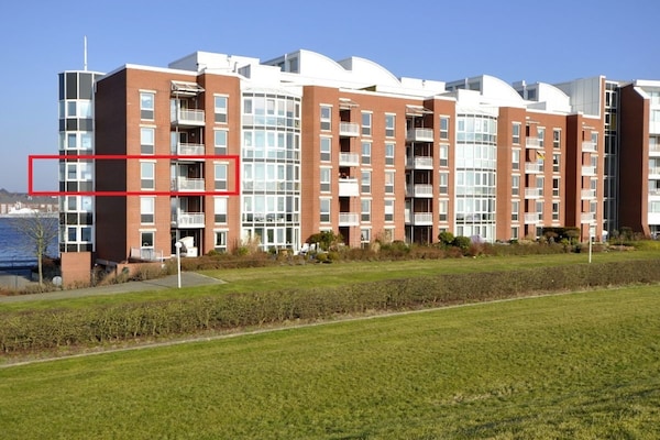 Ruim vakantiehuis in Wilhelmshaven met panoramisch uitzicht - thumbnail 3