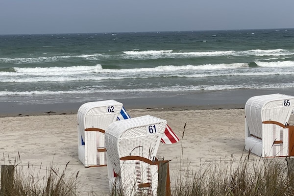 Centraal gelegen vakantiehuis in Scharbeutz vlakbij het strand - thumbnail 4