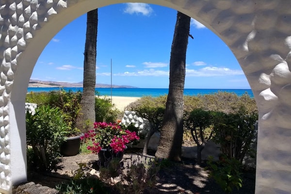 Ruime bungalow voor 6 personen direct aan het strand in Costa Calma - thumbnail 4