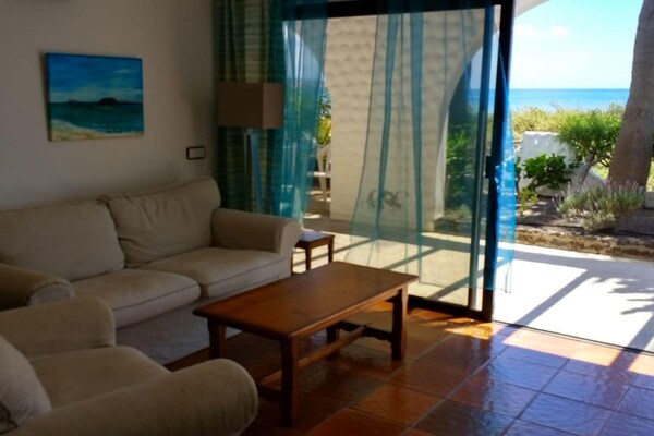Ruime bungalow voor 6 personen direct aan het strand in Costa Calma - thumbnail 6