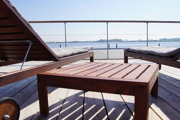 Op 1 km van het centrum: Unieke woonboot Sealoft in Grossenbrode - thumbnail 5