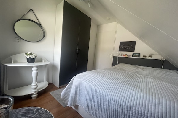 6-persoons vakantiehuis in het centrum van Scharendijke - thumbnail 5