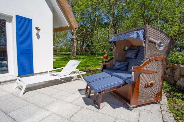 Sfeervol vakantiehuis met rieten dak en sauna in Dranske - thumbnail 5