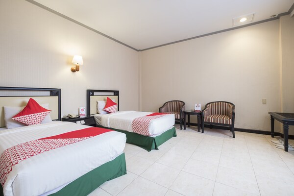 Deluxe Twin Near Losari Beach - Makassar