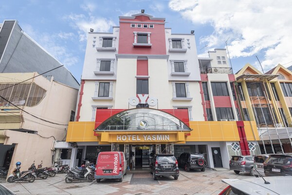 Twin Escape Near Losari Beach - Makassar