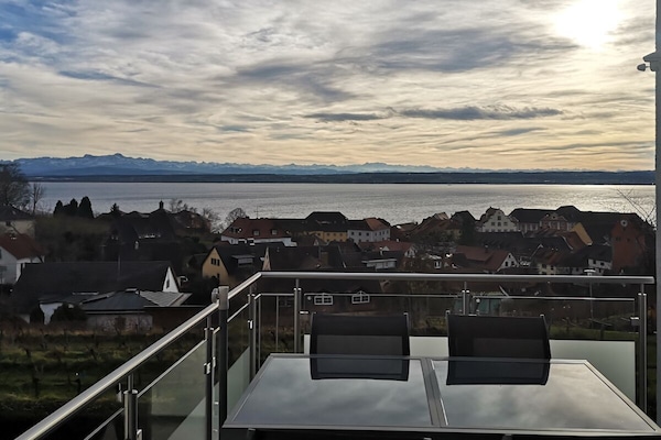 114243 - Lake Constance