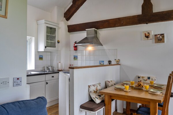 Mucklow, Quinceborough Farm - thumbnail 2