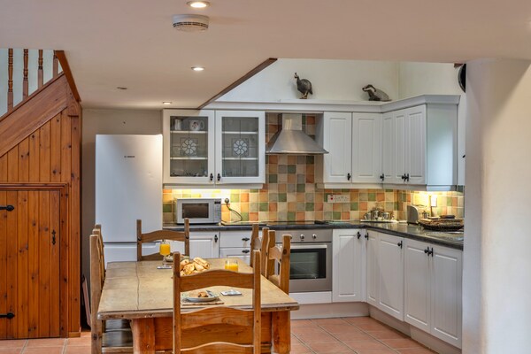 Roost, Quinceborough Farm - thumbnail 3