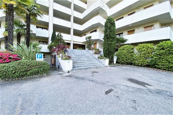 Vc02/2 - Villa Castglioni - Luino