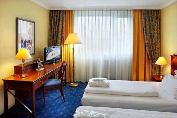 Sunday Hotel Kassel Standard Twin Room - thumbnail 2