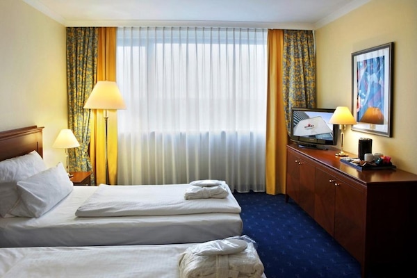 Sunday Hotel Kassel Junior Suite - thumbnail 5