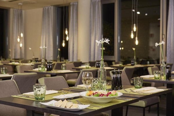 Sunday Hotel Kassel Junior Suite - thumbnail 6