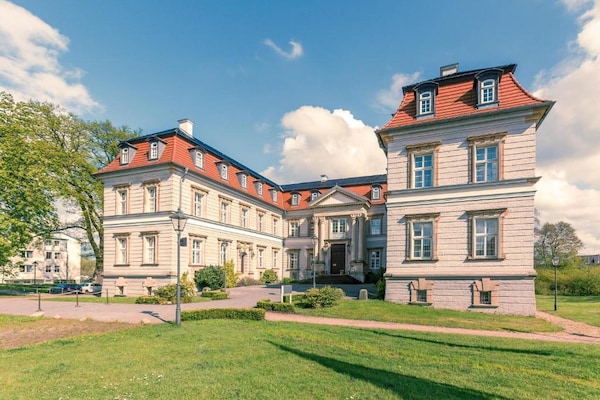 Hotel Schloss Neustadt Glewe-standard Double Room - Annex - Neustadt-Glewe