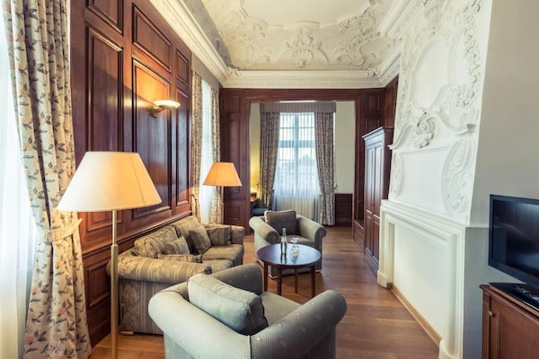Sunday Hotel Glewe Suites - thumbnail 2