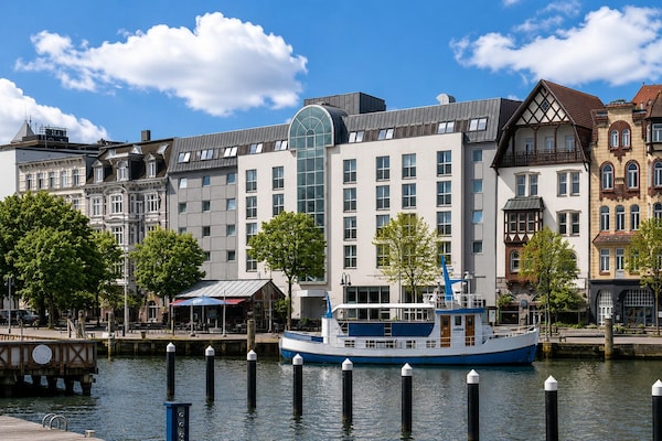 Ramada By Wyndham Flensburg - Standard Room - Flensbourg