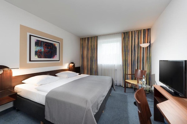 Sunday Hotel Flensburg Junior Suite - thumbnail 2