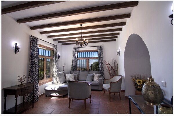 Casa Almendro: Ruim landhuis voor 10 personen met privézwembad in Andalusië - thumbnail 3