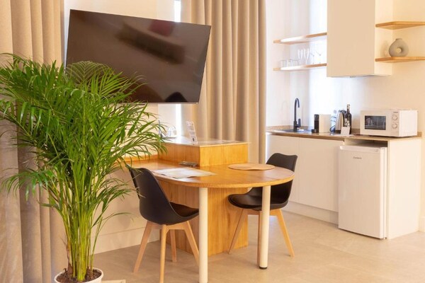Apartamento Mercado doble estandar con jacuzzy - thumbnail 2