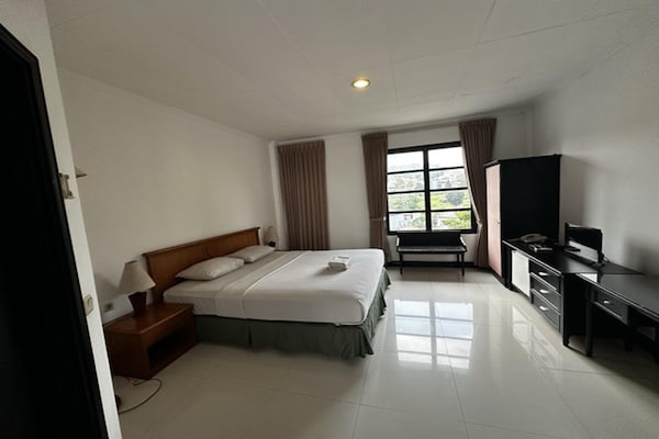 Casa D'ladera Bandung Deluxe Double Stay - Bandung