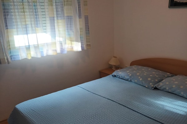 Apartments Cvetnić - Superior One Bedroom Apartment with Sea View and Balcony (Owner A6) - thumbnail 3