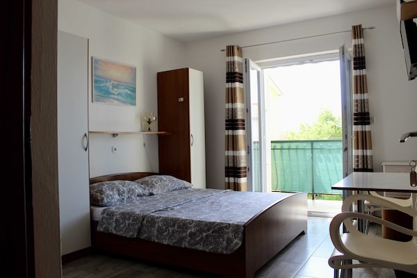 Apartments Jozo Baška Voda - Comfort Studio Apartment with Balcony  (NO 7) - thumbnail 2