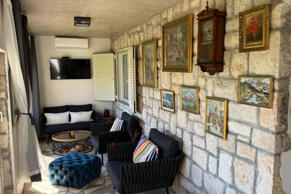 Apartment La Mar - Two Bedroom Apartment with Terrace - thumbnail 4
