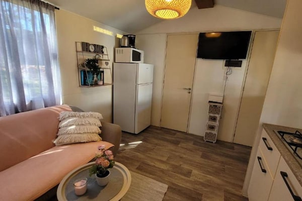 Mobile Home Nalani- Two Bedroom Mobile Home - thumbnail 3