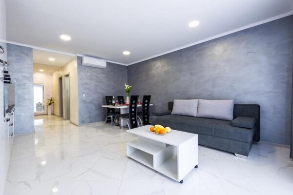 Lumina Sea Apartments Cavtat - Two Bedroom Apartment with Sea View and Terrace - thumbnail 6