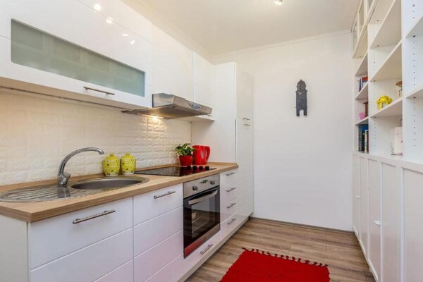 Apartment Sabo - Two Bedroom Apartment near Centar - thumbnail 6