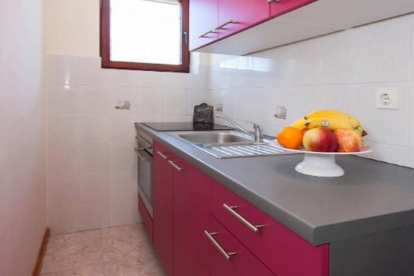 Guest House Stay & Smile Dolac Primošten - Two Bedroom Apartment with Sea View and Balcony - thumbnail 1