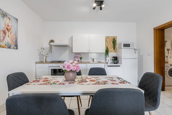Apartments Villa Mavi, Novalja, ground floor - thumbnail 4