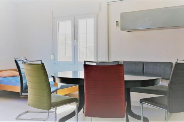 Guest House Jurković- Four Bedroom Apartment with  Sea View and Terrace - thumbnail 3