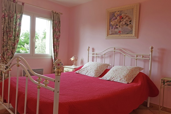 Villa met privézwembad en valleizicht nabij Saint-Laurent-de-Carnols - thumbnail 6
