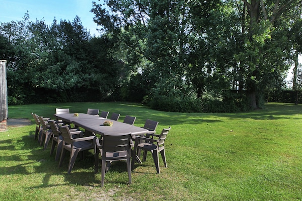 Ruime boerderij 't Groothuus in Eede – 12 personen, hondvriendelijk, omheinde tuin - thumbnail 3