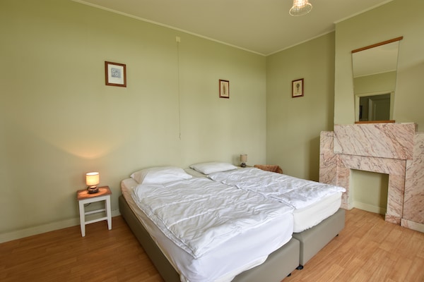 Ruime boerderij 't Groothuus in Eede – 12 personen, hondvriendelijk, omheinde tuin - thumbnail 2