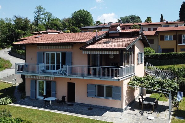 270351 - thumbnail 1