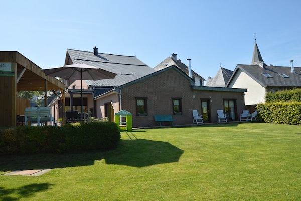 Vlakbij centrum Waimes: 28-persoons vakantiehuis met wellness - thumbnail 2