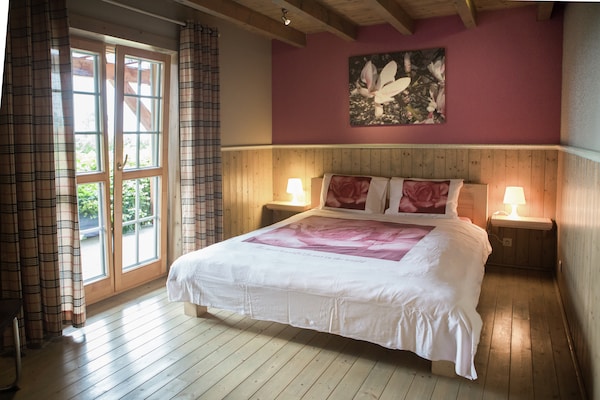 8-persoons chalet met sauna en bubbelbad in Septon - thumbnail 3