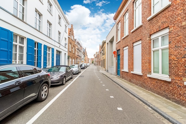 Op 1 km van Brugge-centrum: ruim 10-persoons vakantiehuis - thumbnail 6
