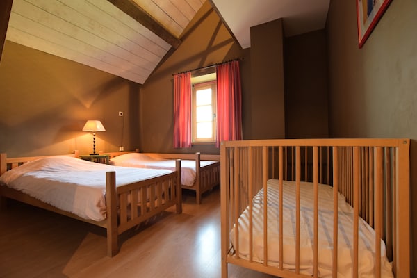 Luxe bosvilla in Tenneville met privé-zwembad en sauna voor 26 personen - thumbnail 4