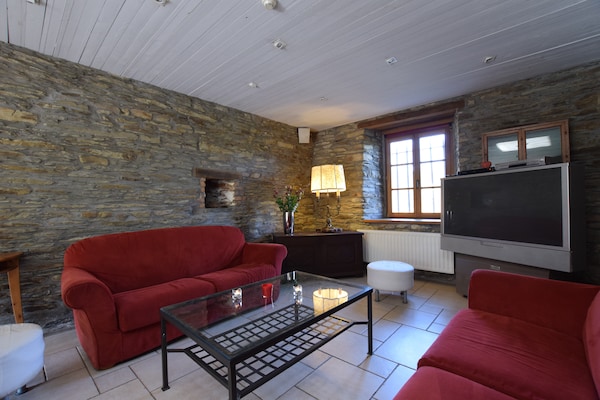 Luxe bosvilla in Tenneville met privé-zwembad en sauna voor 26 personen - thumbnail 2