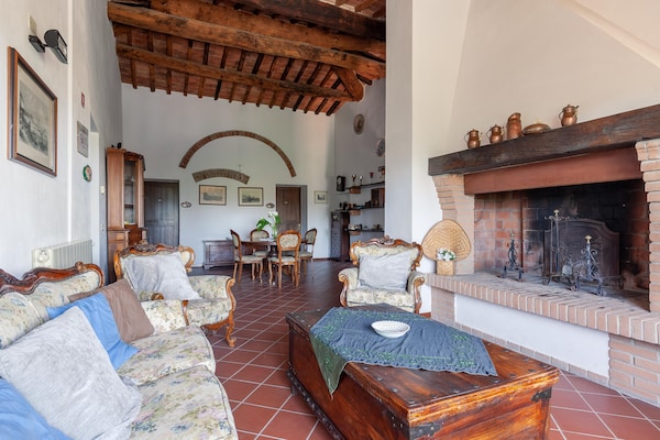 Op 1,0 km van het meer: Charmant appartement Girasole in Peccioli - thumbnail 2