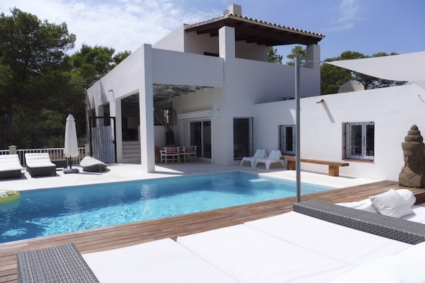 Casa Loma: Authentieke Ibiza-villa met panoramisch uitzicht dichtbij Cala Tarida - thumbnail 6