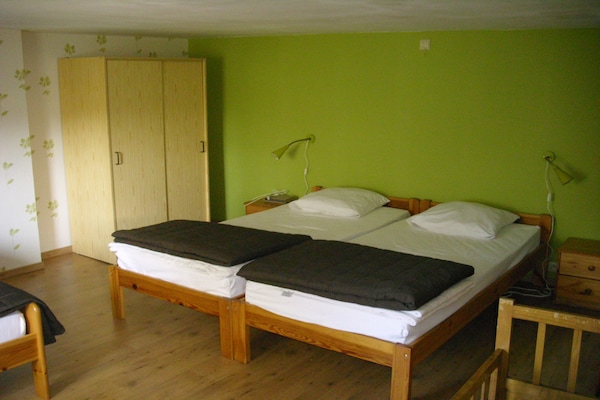 6-persoons landhuis met open haard in Bruly de Pesche - thumbnail 4