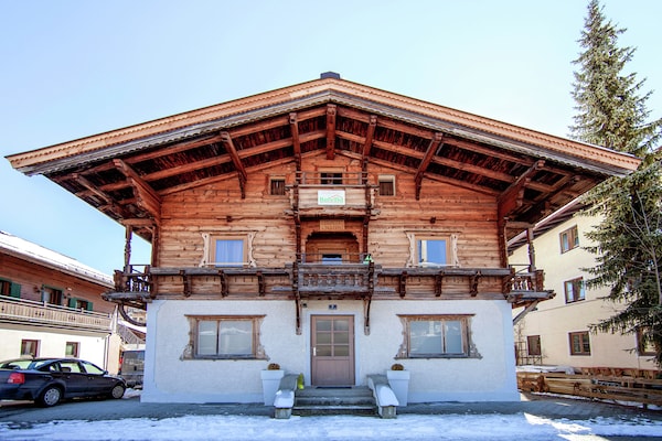 chalet-kirchberg sleeps 14