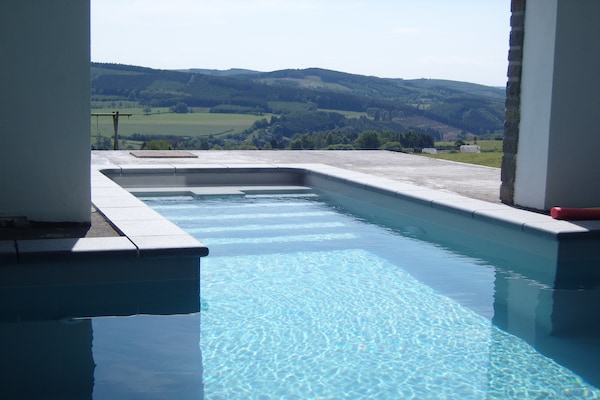 Villa Les Charmes: Ruim vakantiehuis voor 20 personen met privézwembad en sauna in de Ardennen - thumbnail 2