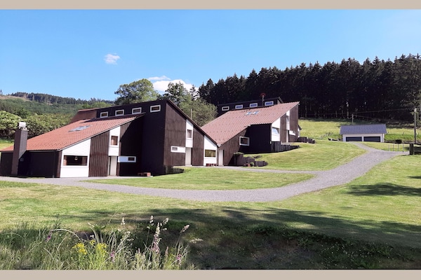 Rustiek vakantiehuis Biberbau aan kabbelende beek in Bestwig - thumbnail 6